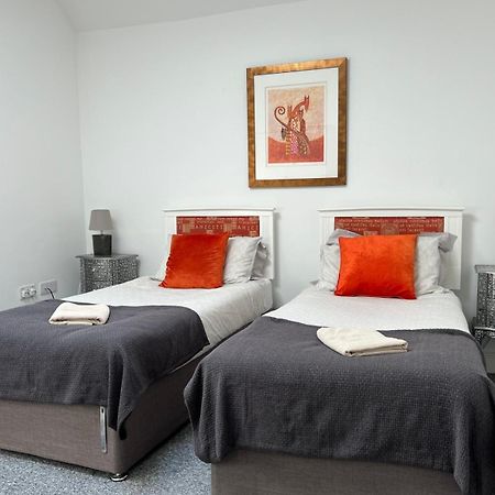 Premium Apartments Thatcham Broadway Екстериор снимка
