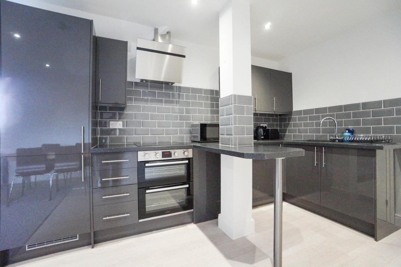 Premium Apartments Thatcham Broadway Екстериор снимка